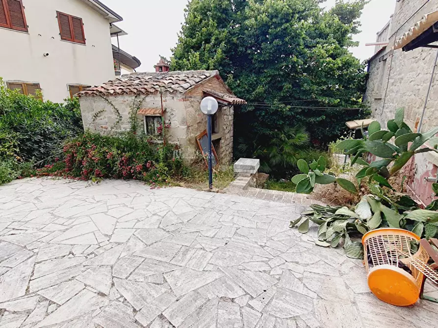 Immagine 34 di Rustico / casale in vendita  in STRADA OSOLI 12 a Roccafluvione