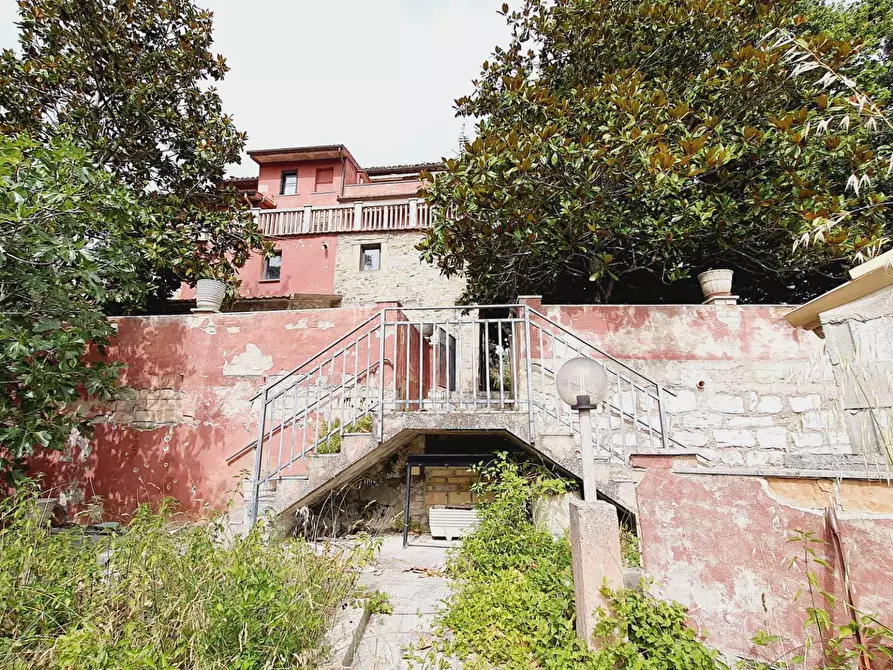 Immagine 41 di Rustico / casale in vendita  in STRADA OSOLI 12 a Roccafluvione