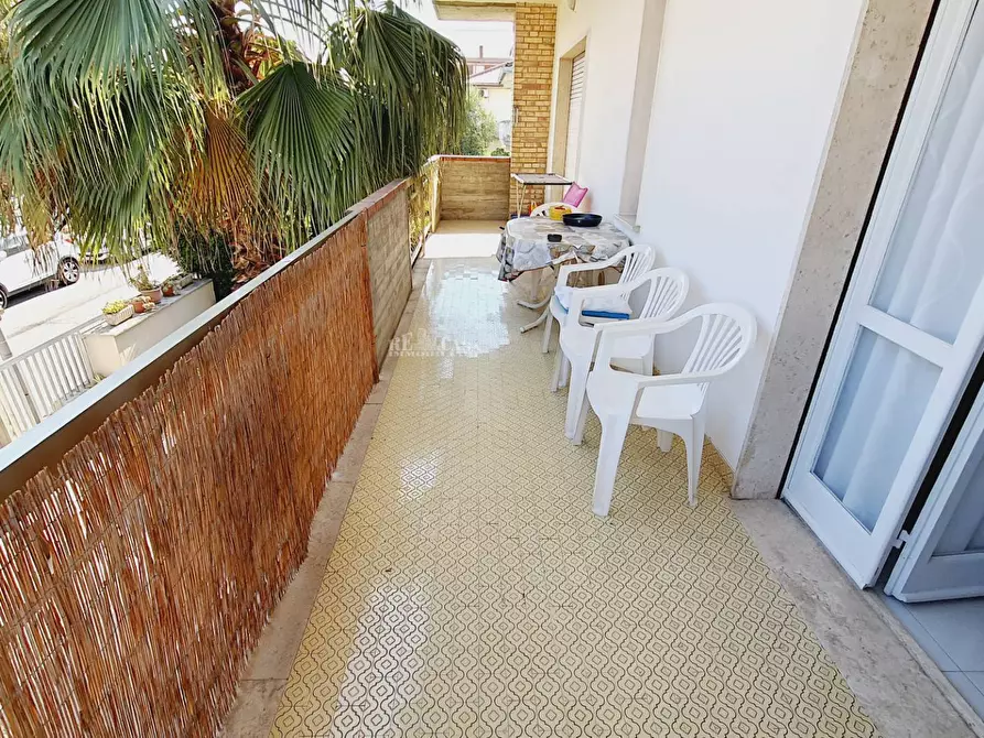 Immagine 48 di Palazzo in vendita  in via vespucci 25 a Martinsicuro