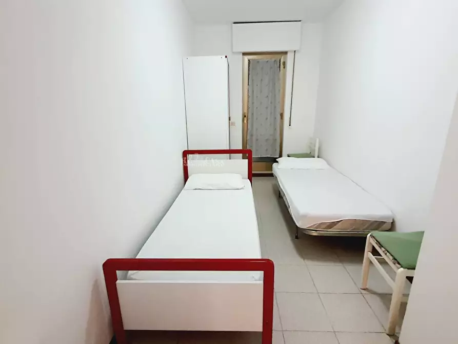 Immagine 29 di Palazzo in vendita  in via vespucci 25 a Martinsicuro