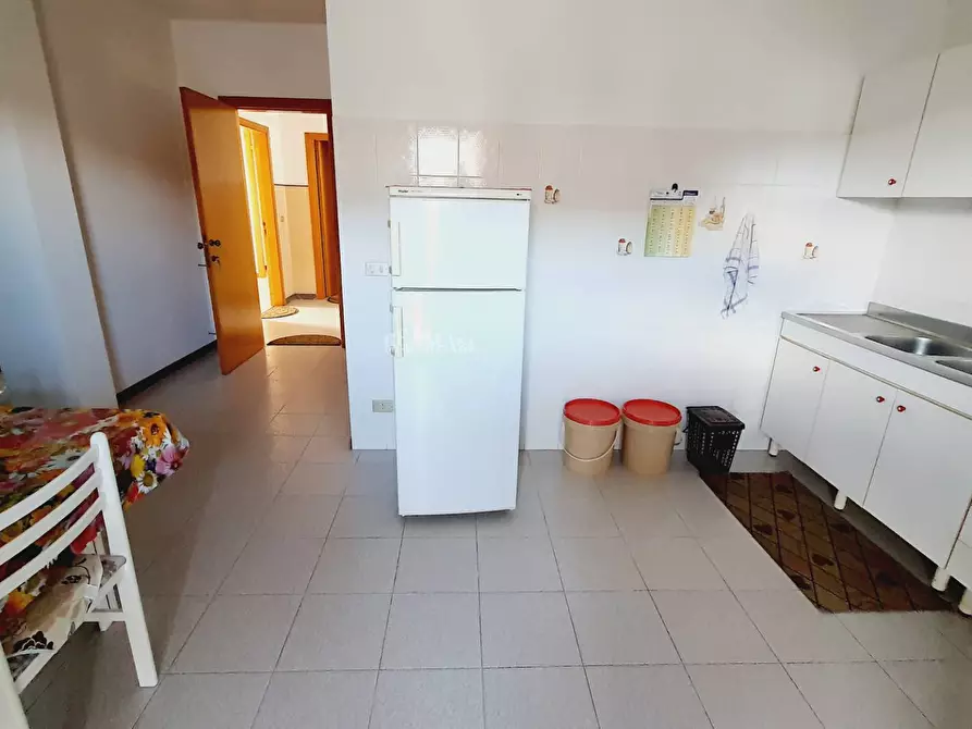 Immagine 30 di Palazzo in vendita  in via vespucci 25 a Martinsicuro