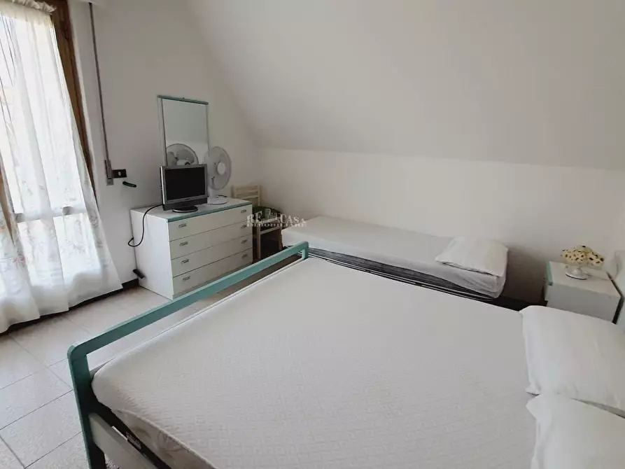 Immagine 33 di Palazzo in vendita  in via vespucci 25 a Martinsicuro