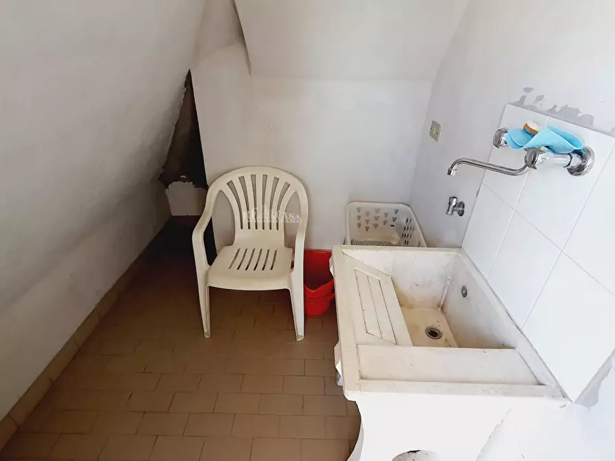 Immagine 37 di Palazzo in vendita  in via vespucci 25 a Martinsicuro