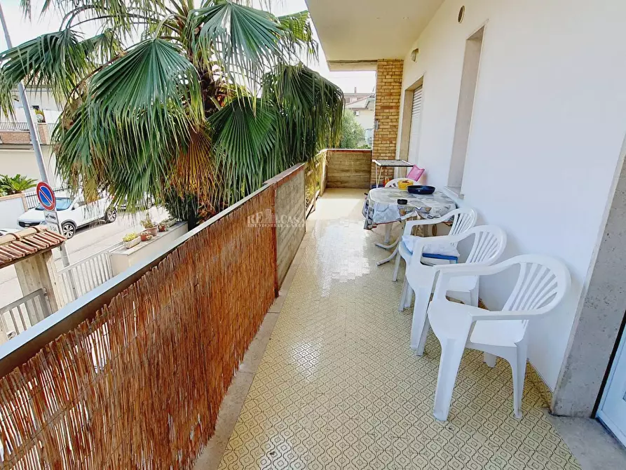 Immagine 43 di Palazzo in vendita  in via vespucci 25 a Martinsicuro