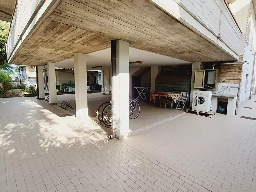 Immagine 54 di Palazzo in vendita  in via vespucci 25 a Martinsicuro