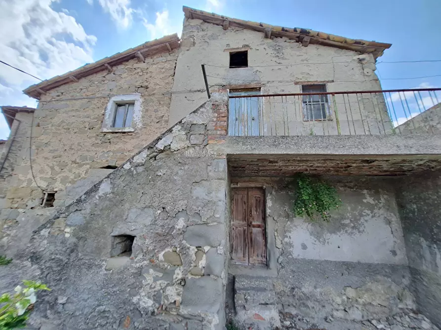Immagine 7 di Rustico / casale in vendita  in frazione Scalelle a Roccafluvione