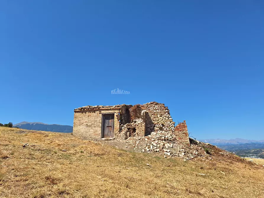 Immagine 4 di Rustico / casale in vendita  in via di traina snc a Maltignano
