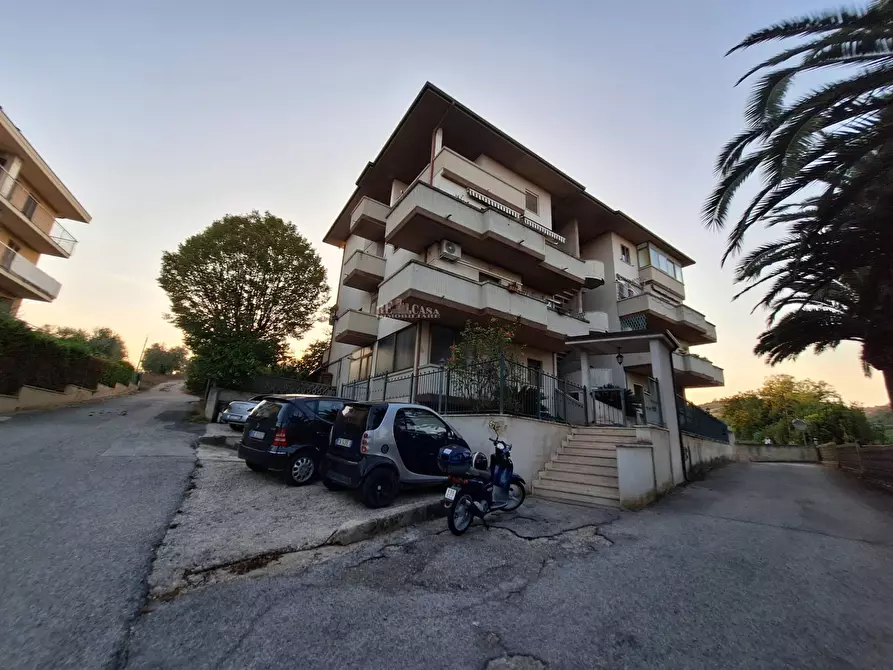 Immagine 39 di Appartamento in vendita  in contrada treazzano a Monsampolo Del Tronto