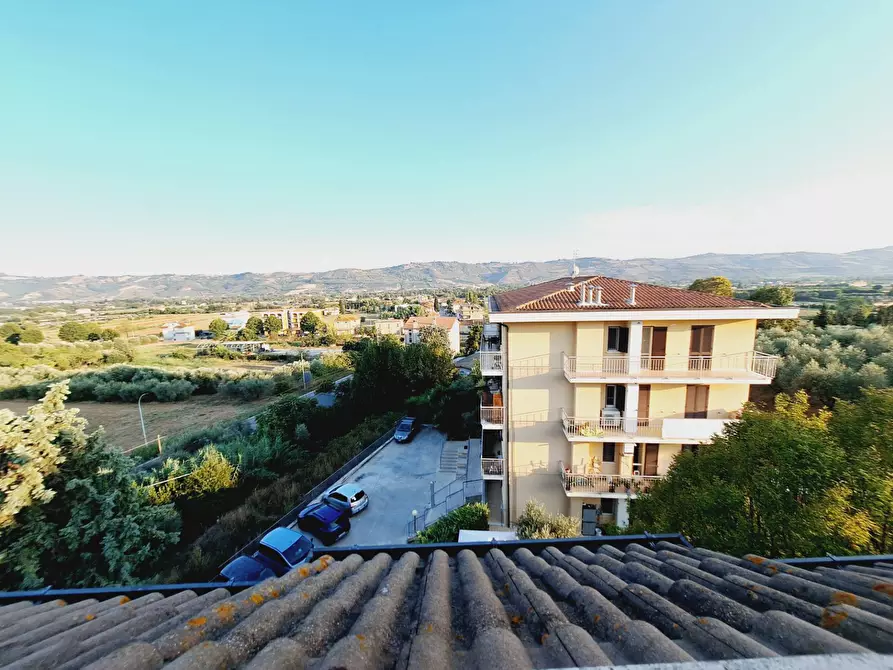 Immagine 43 di Appartamento in vendita  in contrada treazzano a Monsampolo Del Tronto