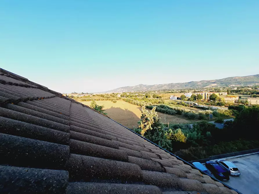 Immagine 44 di Appartamento in vendita  in contrada treazzano a Monsampolo Del Tronto