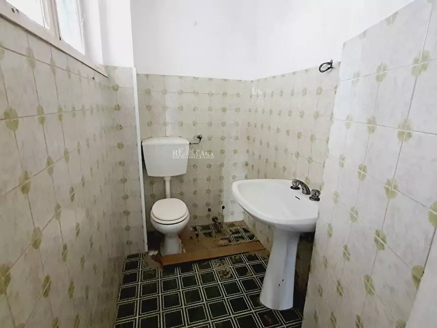 Immagine 3 di Casa indipendente in vendita  in Viale Alcide De gasperi a Monsampolo Del Tronto