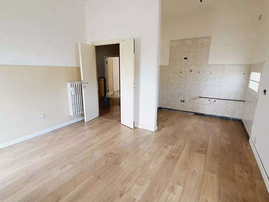 Immagine 40 di Casa indipendente in vendita  in Viale Alcide De gasperi a Monsampolo Del Tronto