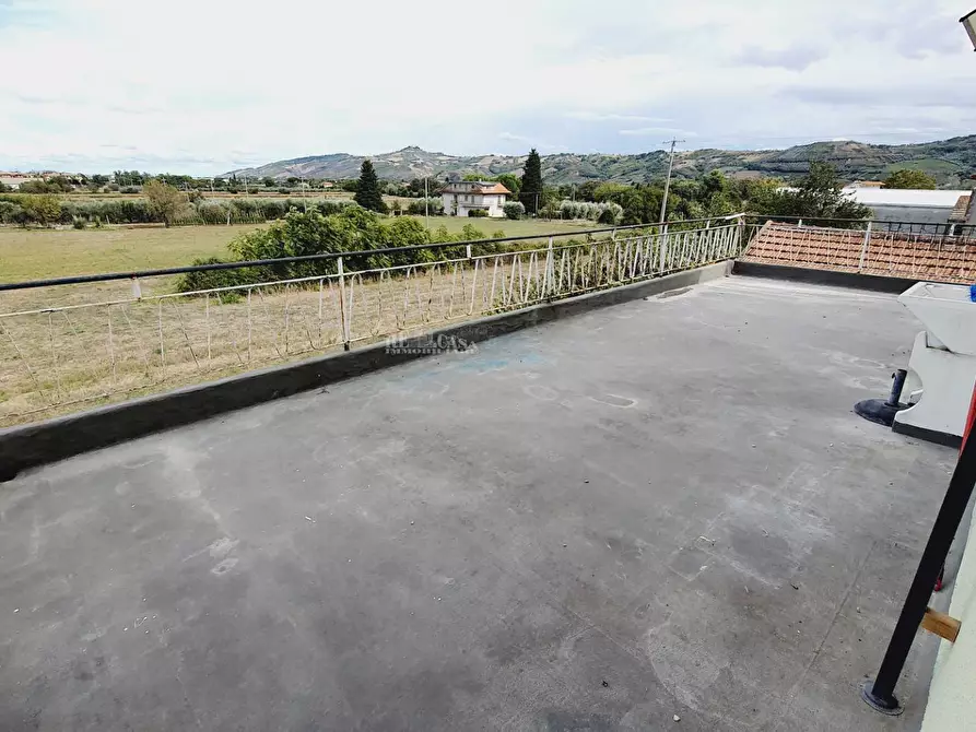 Immagine 46 di Casa indipendente in vendita  in Viale Alcide De gasperi a Monsampolo Del Tronto