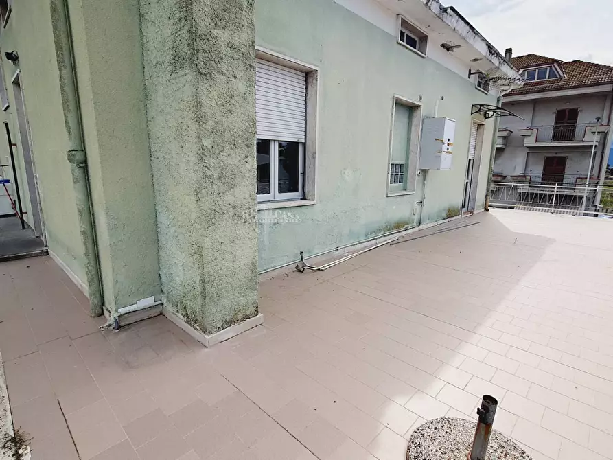 Immagine 50 di Casa indipendente in vendita  in Viale Alcide De gasperi a Monsampolo Del Tronto