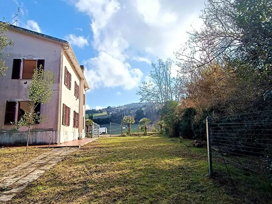 Immagine 5 di Casa indipendente in vendita  in strada provinciale 91 40 a Montefiore Dell'aso