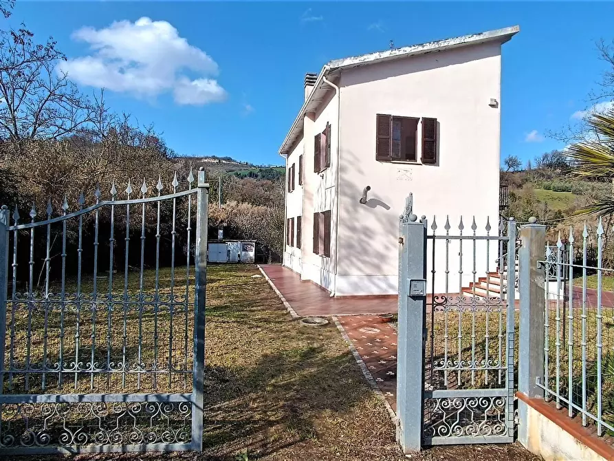 Immagine 17 di Casa indipendente in vendita  in strada provinciale 91 40 a Montefiore Dell'aso