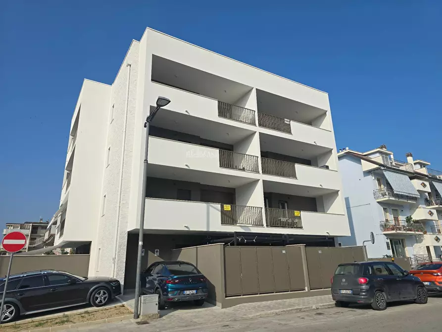 Immagine 27 di Appartamento in vendita  in Via Fratelli Cervi 7 a San Benedetto Del Tronto