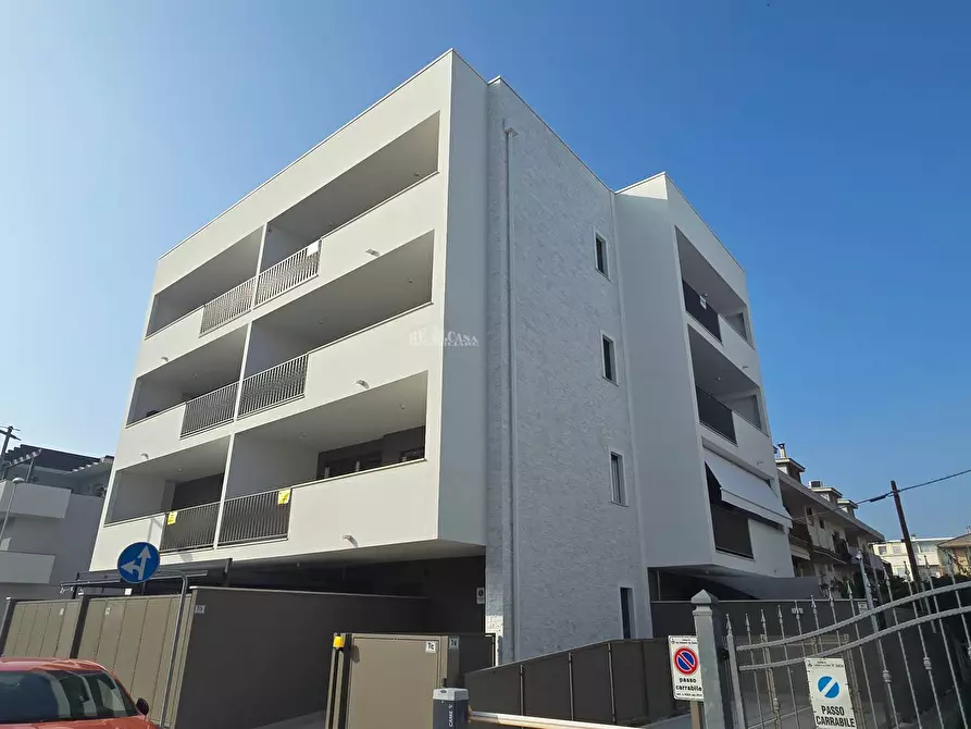 Immagine 26 di Appartamento in vendita  in Via Fratelli Cervi 7 a San Benedetto Del Tronto
