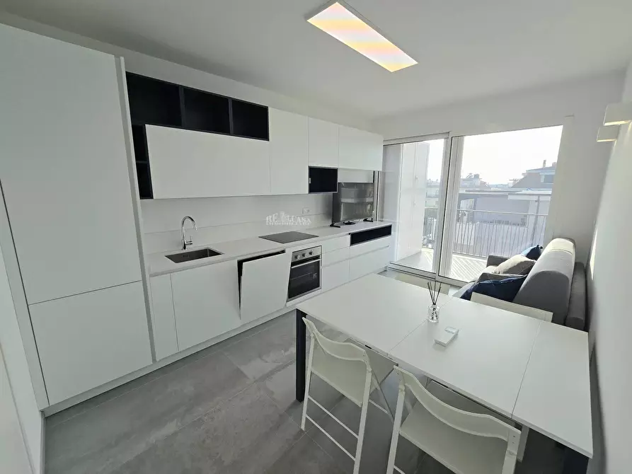 Immagine 2 di Appartamento in vendita  in Via Fratelli Cervi 7 a San Benedetto Del Tronto