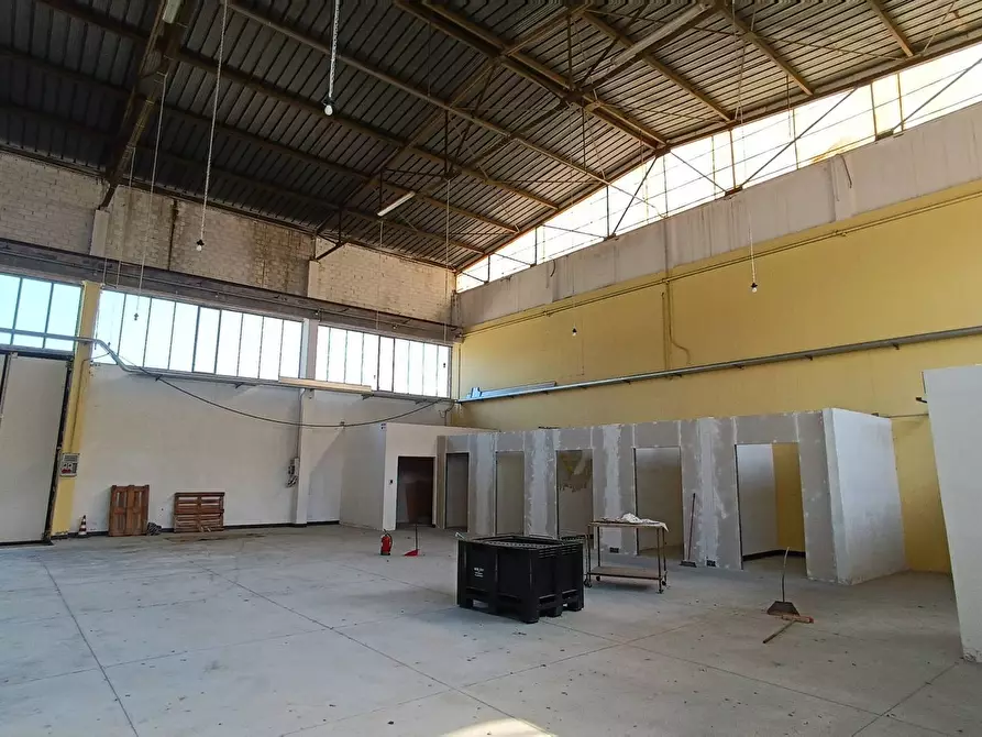 Immagine 38 di Capannone industriale in vendita  in fermi a Acquaviva Picena