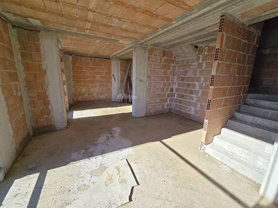 Immagine 16 di Villa in vendita  in via ignazio silone a Ancarano