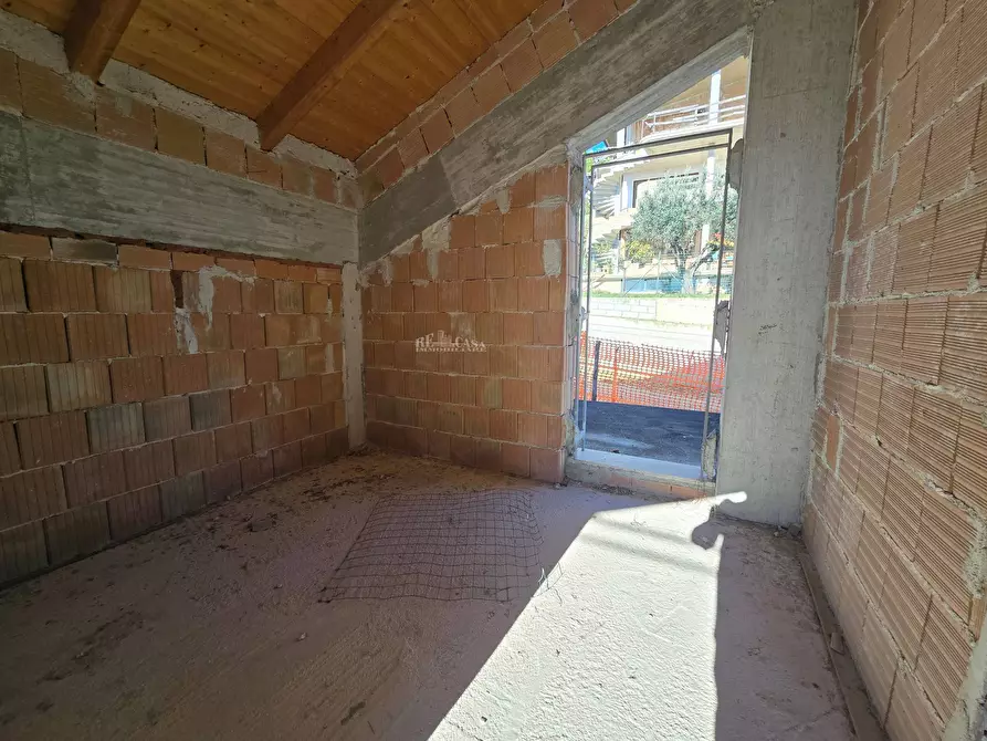 Immagine 20 di Villa in vendita  in via ignazio silone a Ancarano