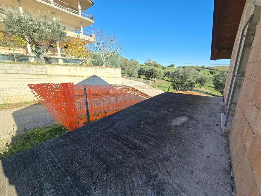 Immagine 23 di Villa in vendita  in via ignazio silone a Ancarano