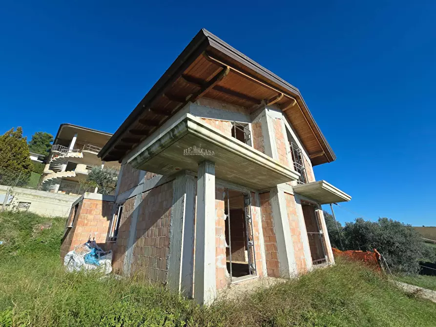 Immagine 6 di Villa in vendita  in via ignazio silone a Ancarano