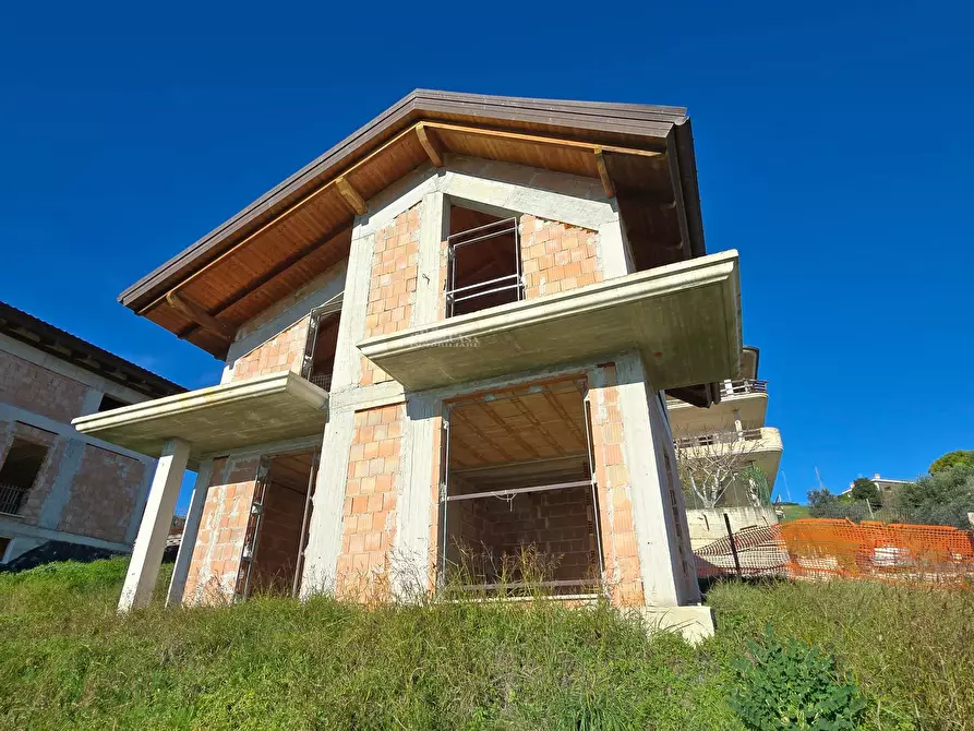 Immagine 26 di Villa in vendita  in via ignazio silone a Ancarano