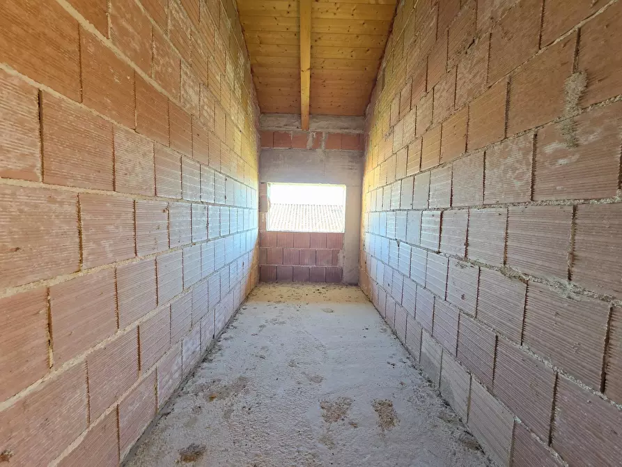 Immagine 22 di Villa in vendita  in via ignazio silone 1 a Ancarano