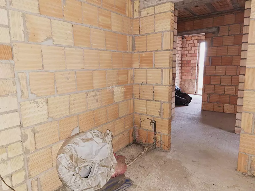 Immagine 20 di Appartamento in vendita  in via sandro pertini 41 a Ancarano