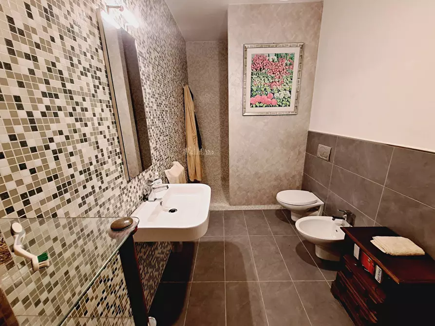 Immagine 38 di Villa in vendita  in via del nespolo a Tortoreto