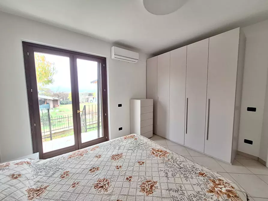 Immagine 5 di Appartamento in vendita  in via parignano a Nereto