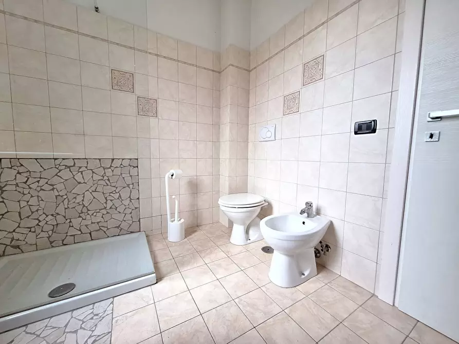 Immagine 7 di Appartamento in vendita  in via parignano a Nereto