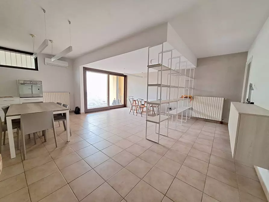 Immagine 15 di Appartamento in vendita  in via parignano a Nereto