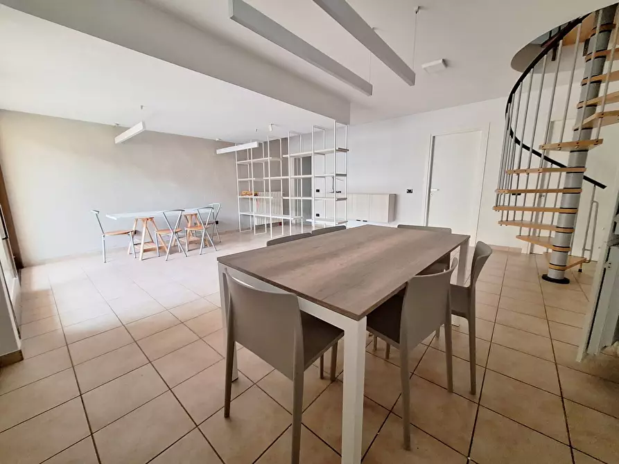 Immagine 18 di Appartamento in vendita  in via parignano a Nereto