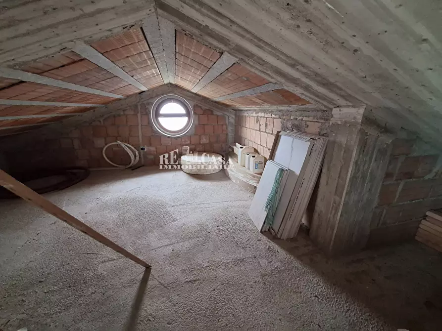 Immagine 27 di Villa in vendita  in via pianagallo snc a Ancarano