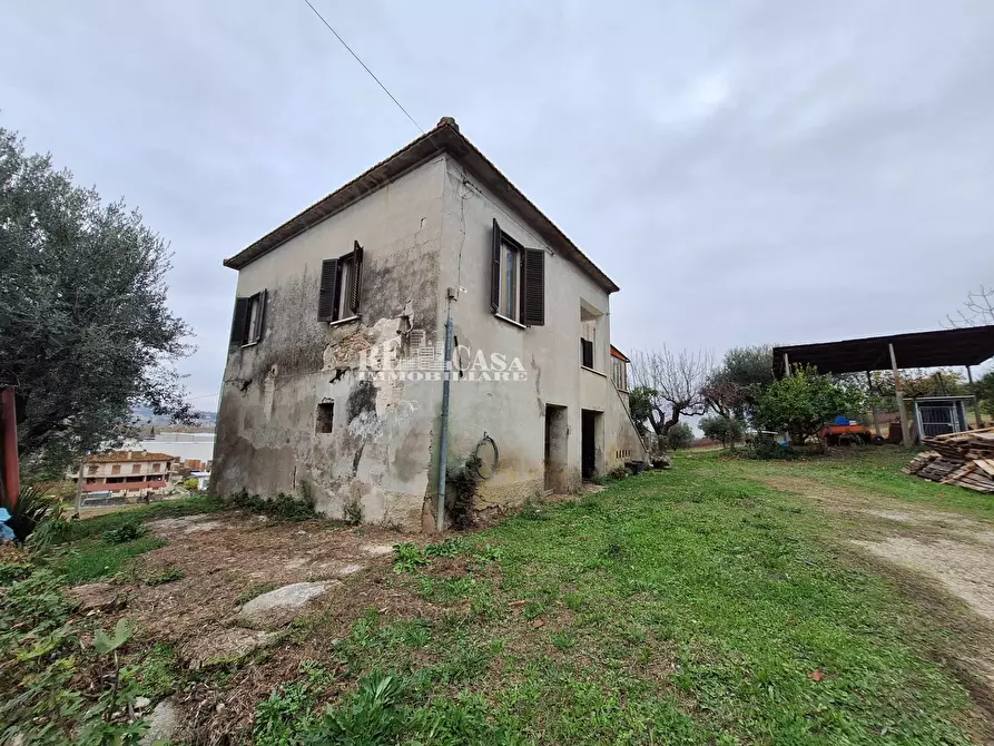 Immagine 5 di Casa indipendente in vendita  in contrada coste tronto snc a Ancarano