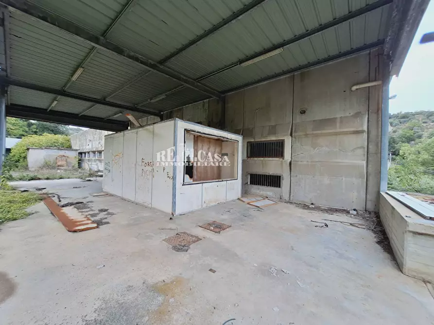 Immagine 15 di Capannone industriale in vendita  in contrada san silvestro 83 a Cupra Marittima
