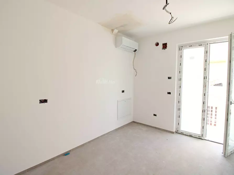 Immagine 20 di Appartamento in vendita  in Via cairoli 95 a Grottammare