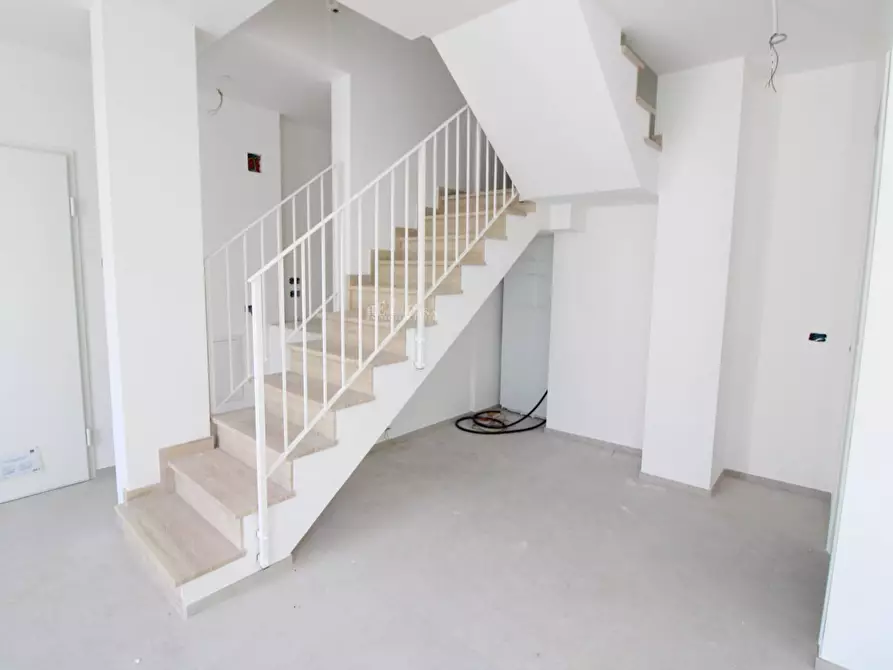 Immagine 38 di Appartamento in vendita  in Via cairoli 95 a Grottammare