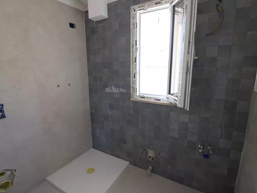 Immagine 45 di Appartamento in vendita  in Via cairoli 95 a Grottammare