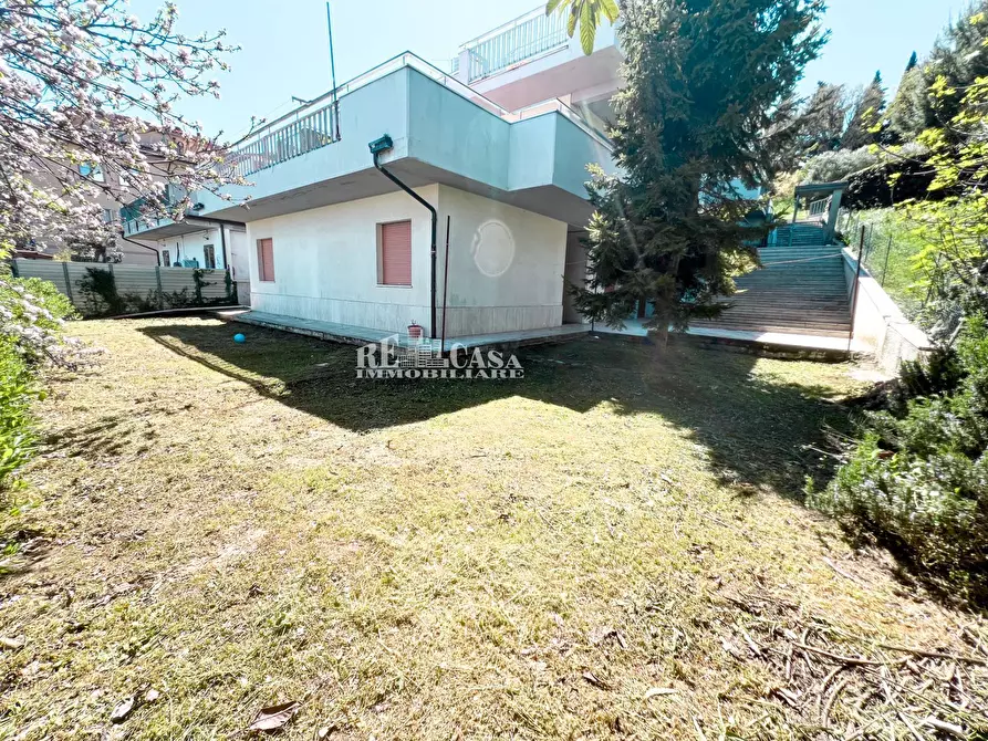 Immagine 3 di Appartamento in vendita  in VIa Mazzini 23 a Acquaviva Picena