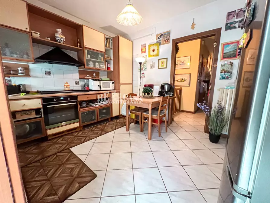 Immagine 13 di Appartamento in vendita  in Largo Danubio 13 a San Benedetto Del Tronto