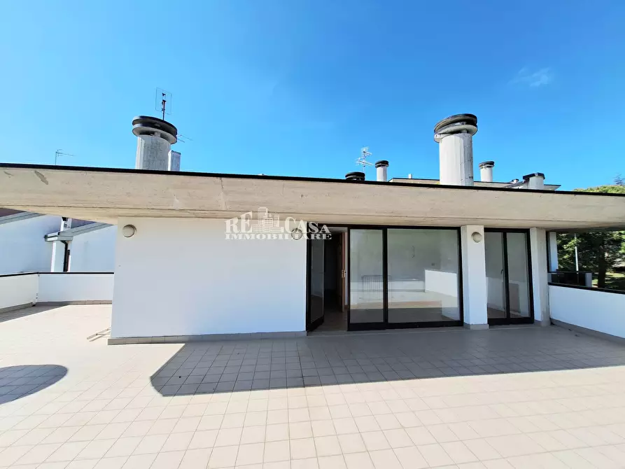 Immagine 7 di Villa in vendita  in via giuseppe guarnieri a Offida