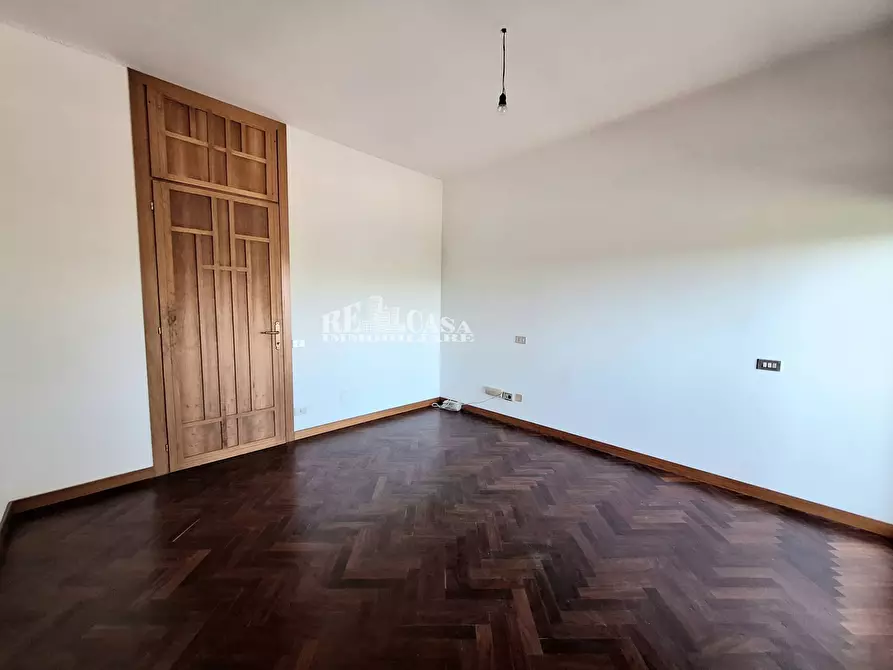 Immagine 16 di Villa in vendita  in via giuseppe guarnieri a Offida