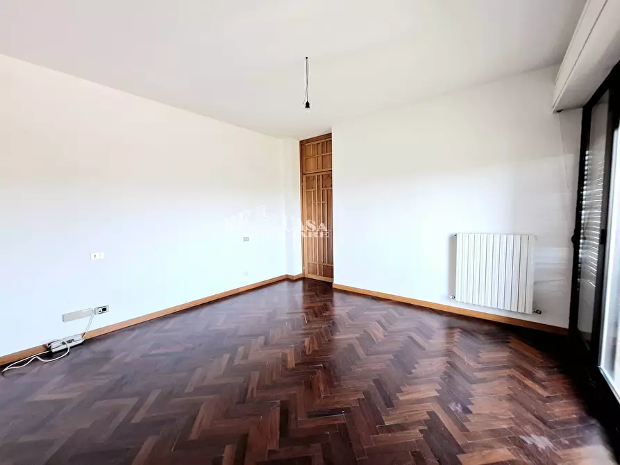 Immagine 21 di Villa in vendita  in via giuseppe guarnieri a Offida