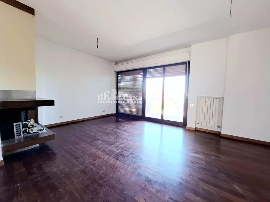 Immagine 22 di Villa in vendita  in via giuseppe guarnieri a Offida