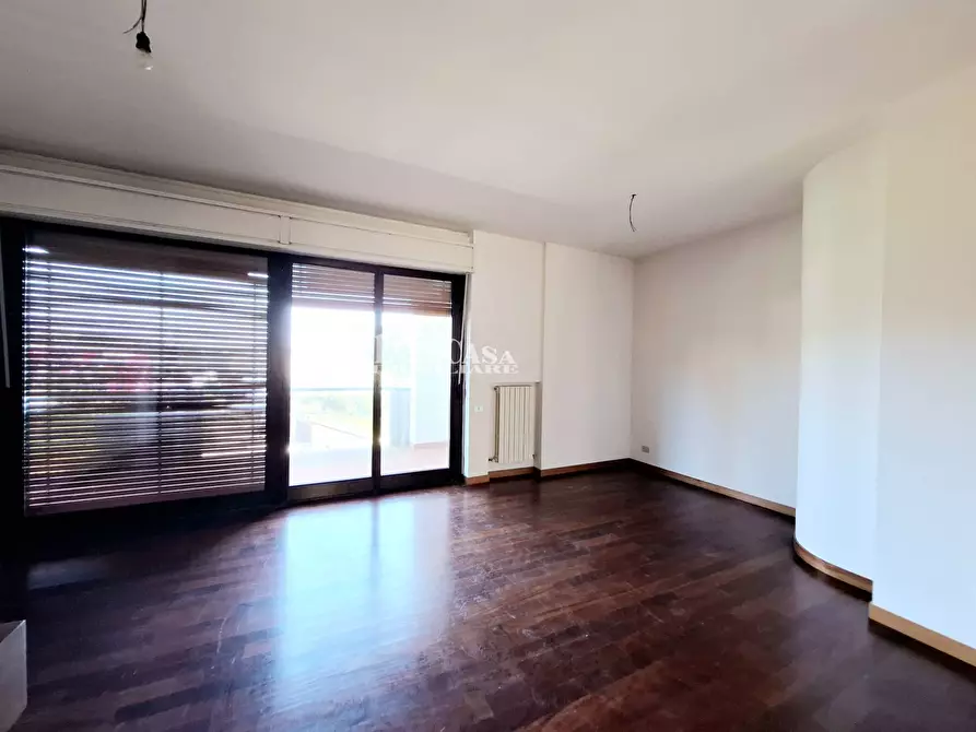 Immagine 23 di Villa in vendita  in via giuseppe guarnieri a Offida