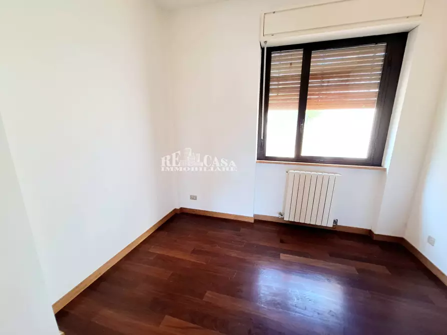 Immagine 28 di Villa in vendita  in via giuseppe guarnieri a Offida